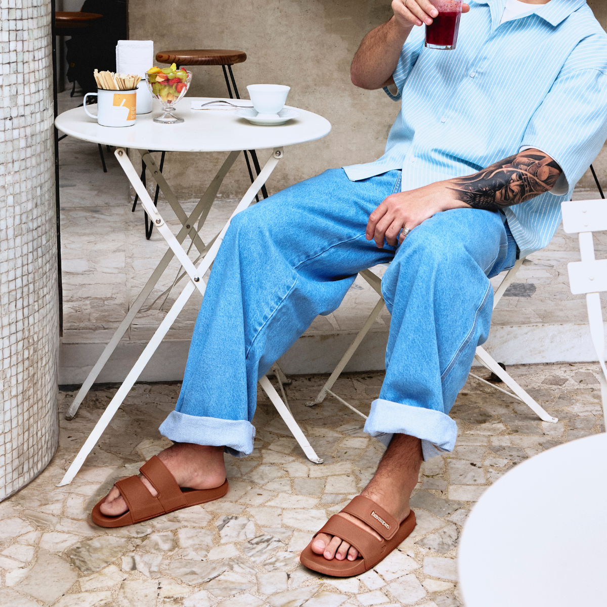 Chinelo Slide  Strap: Conforto Leve, Design Moderno e Durabilidade Incrível